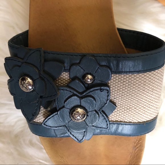 COACH LEATHER CLOGS SIZE 7B - Picture 3 of 3